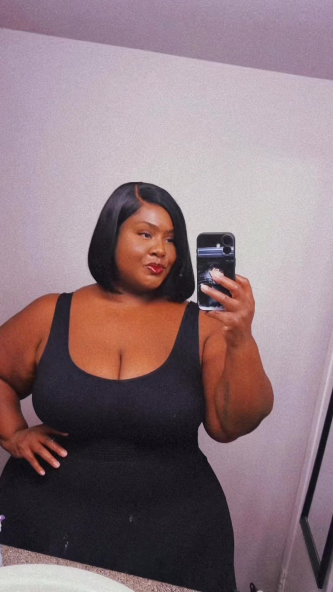 @Thedivaofcurvestx