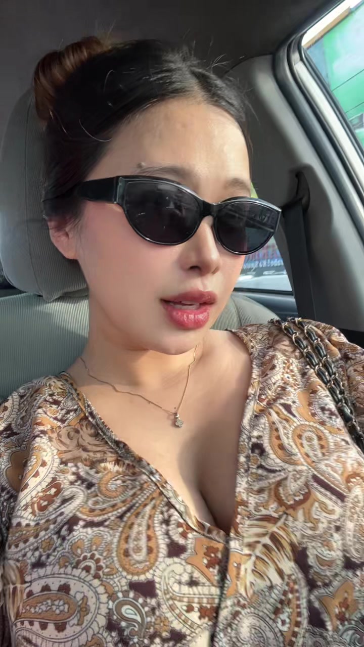 @Kitty💋