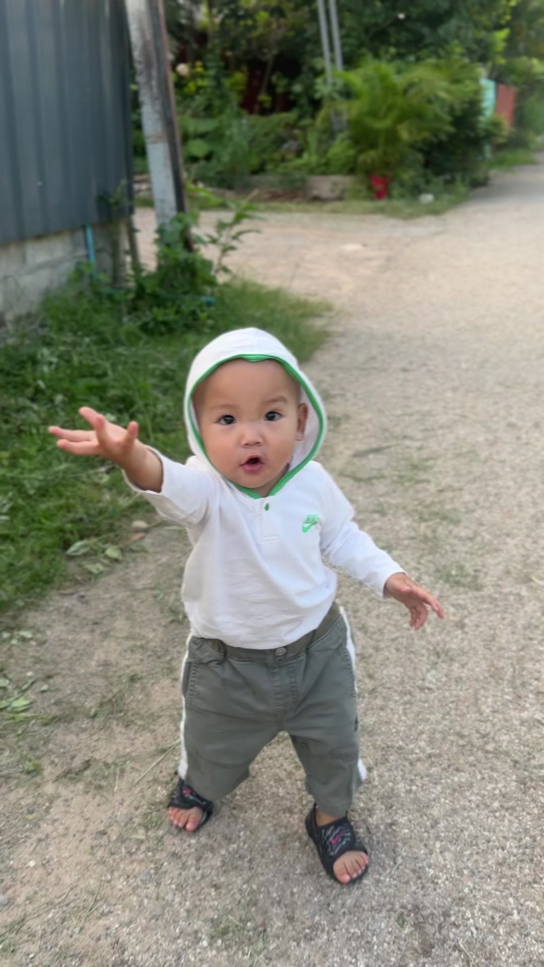 @แม่น้องเตชิน💗👶🏻(แม่เดือน)