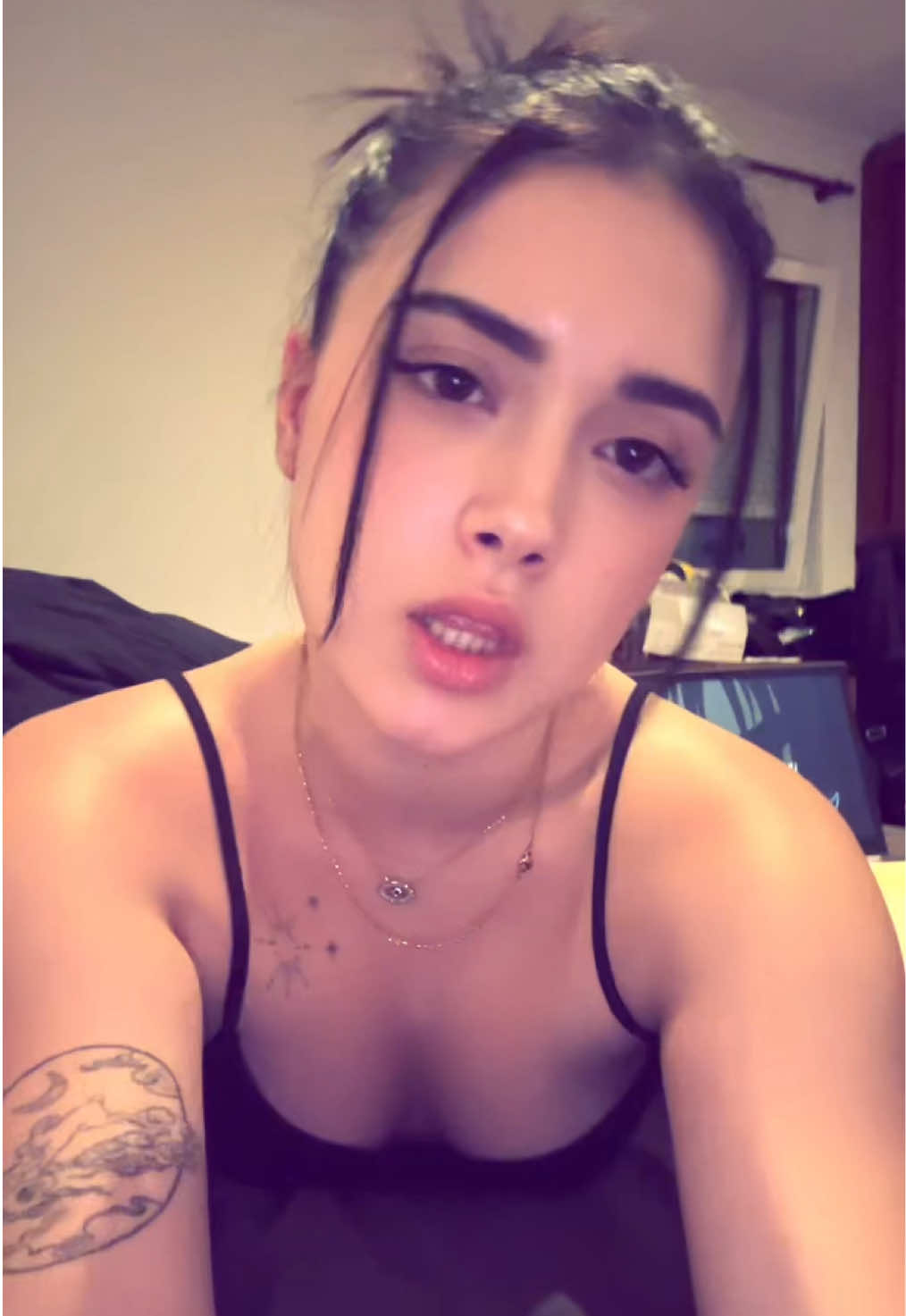 @damnniita