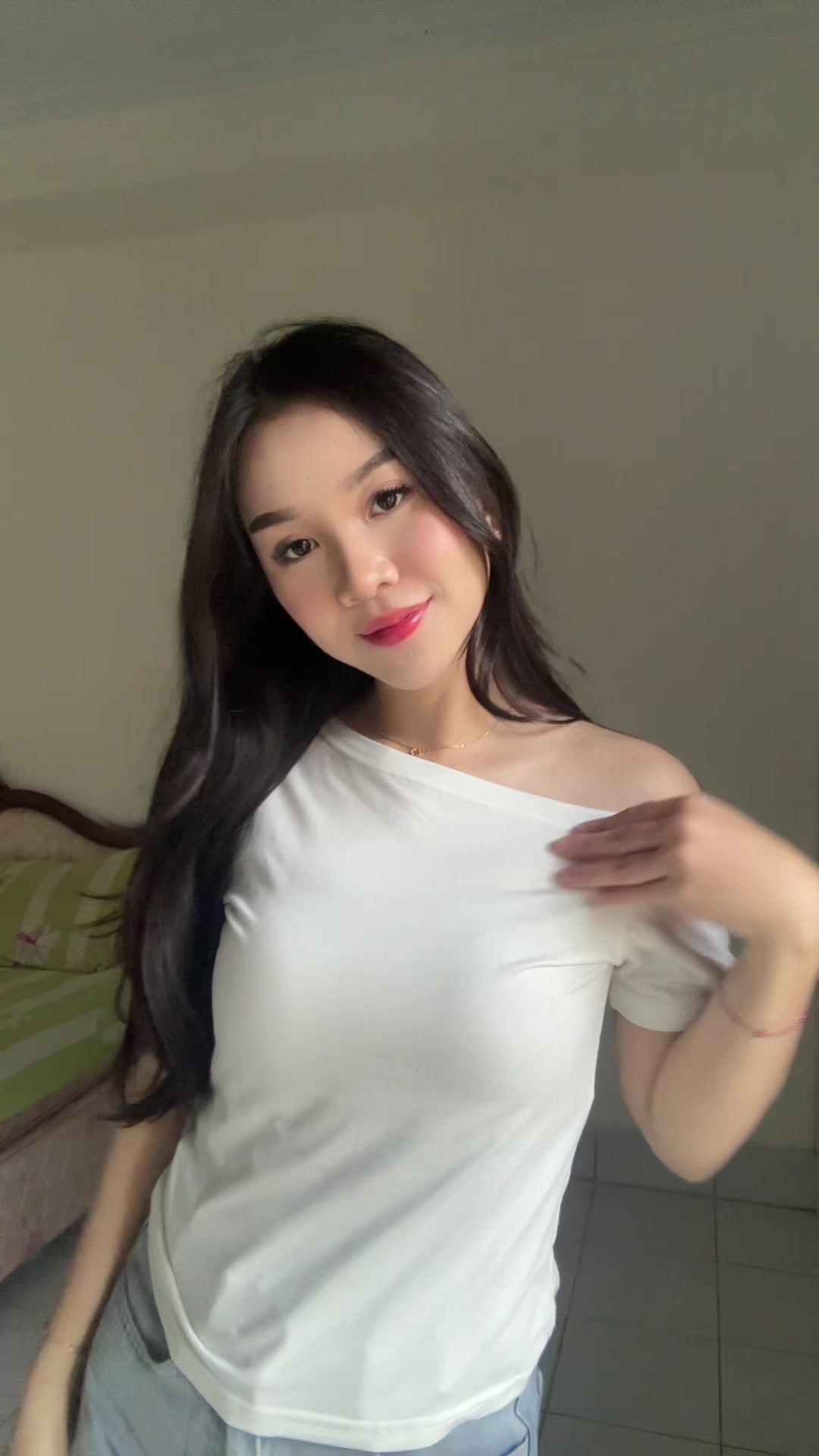 @Indah🎀