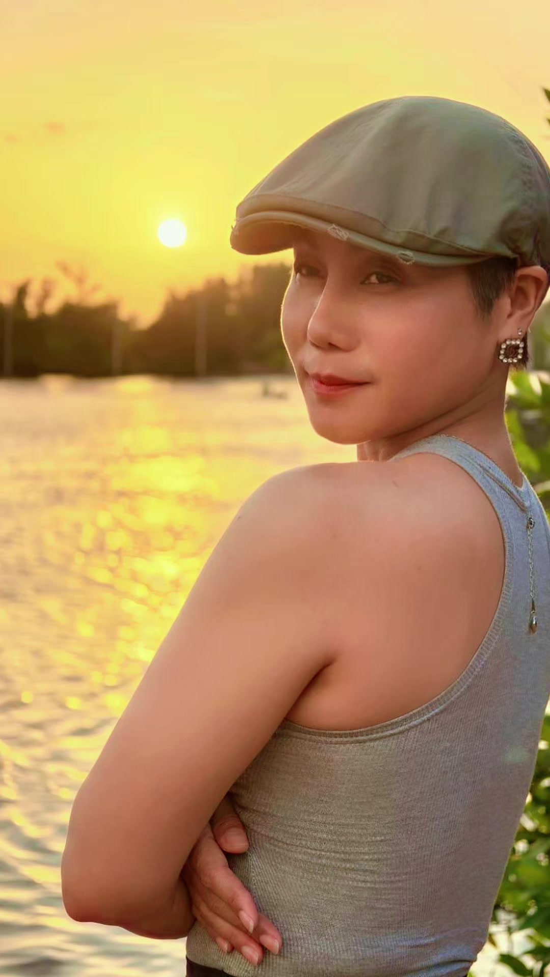 @ชื่อ..ธนหิรัญภัค..