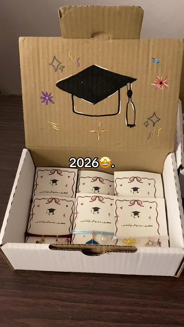@سِـين | أساور خيوط الطائف🧵💕.