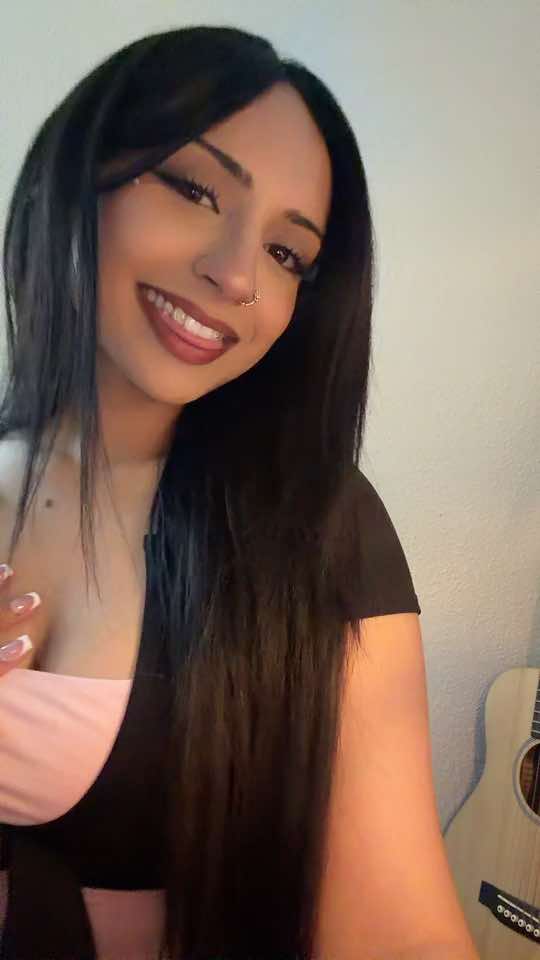 @𝒦𝒶𝓂𝓂𝓎 ᥫ᭡.