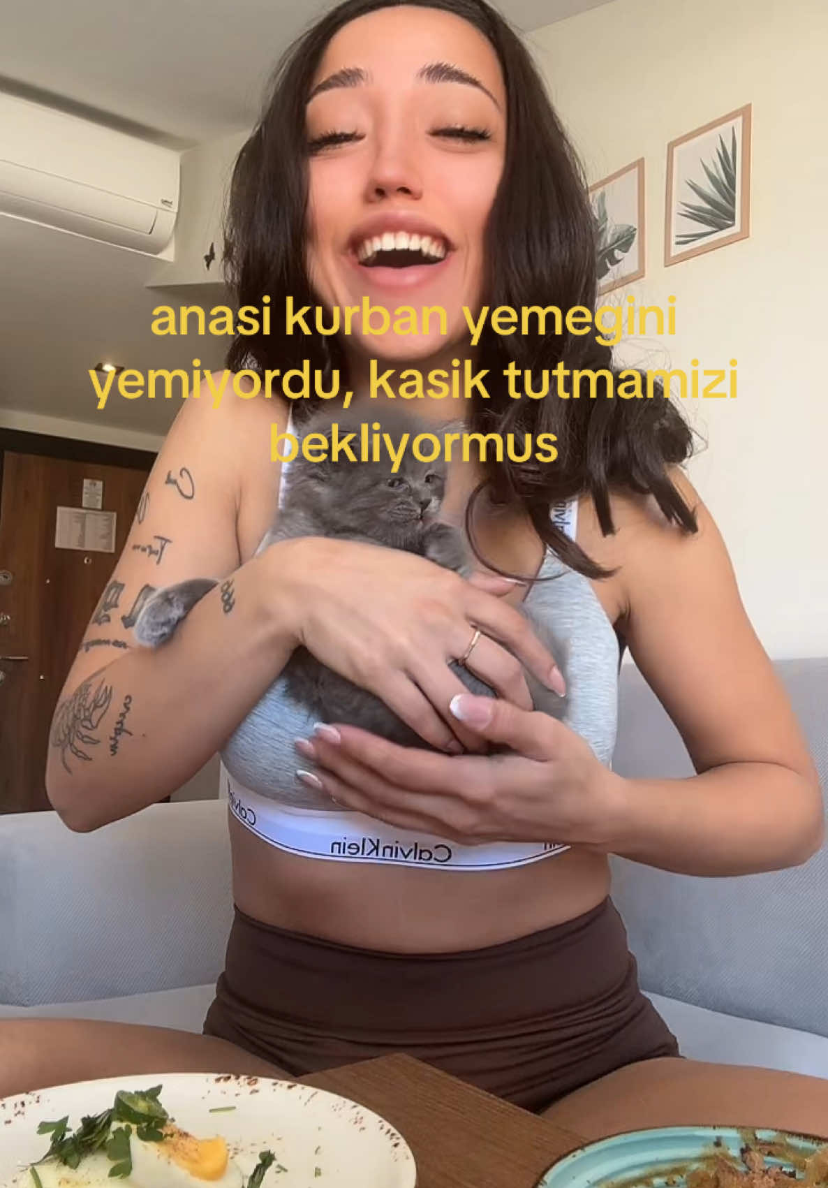 @999