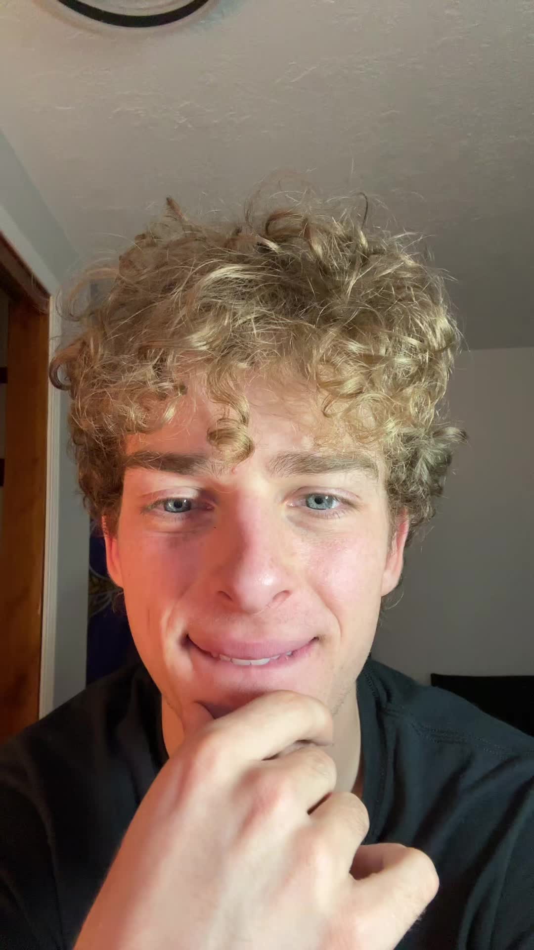 @kinyoihe
