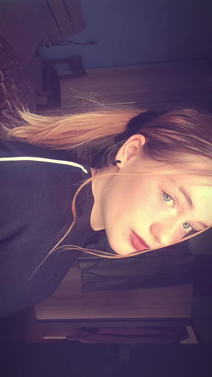 @Fake.smile🖤🎭🚩