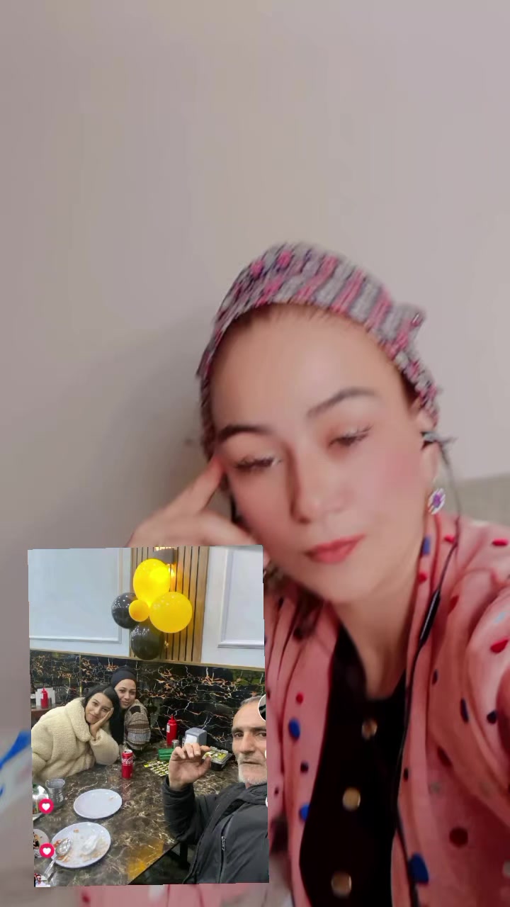 @Hülya Gülkırmızı
