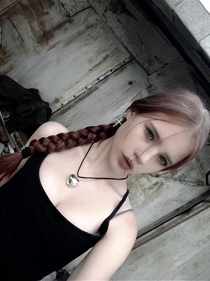 @vikinsk😶🌫️