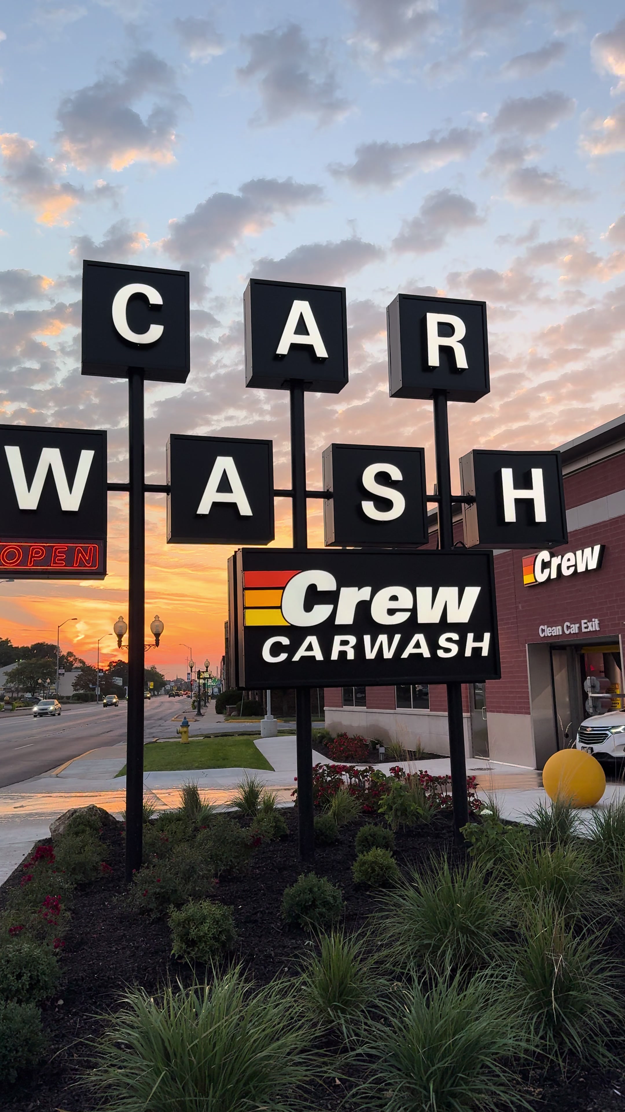 @Crew Carwash