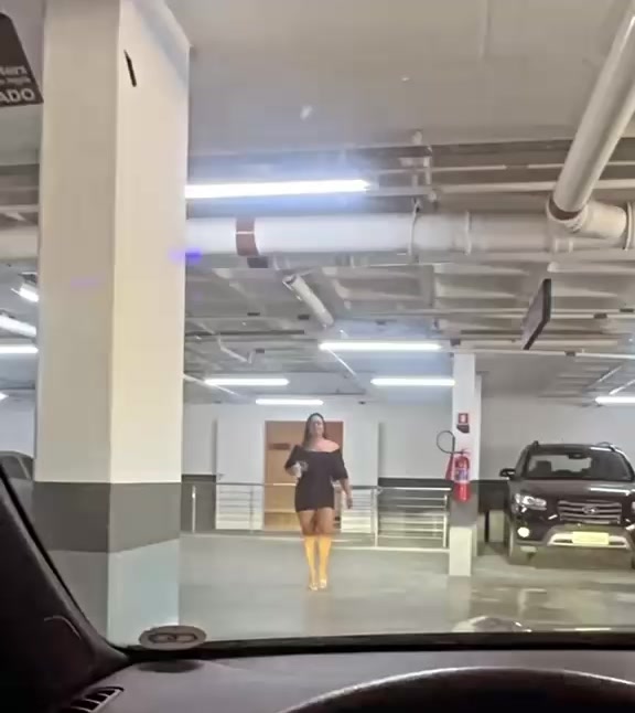 @Mulhermelancia