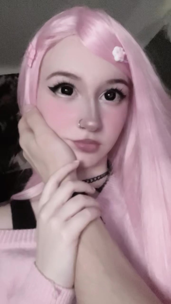 @Bunni 🐾🎀🧁