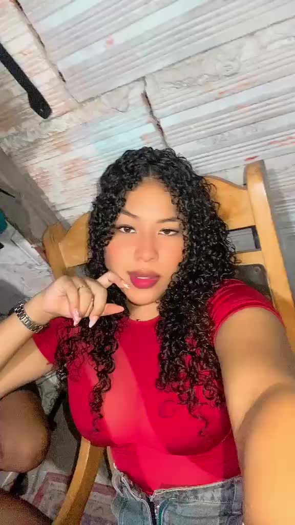 @Diana Almanza”
