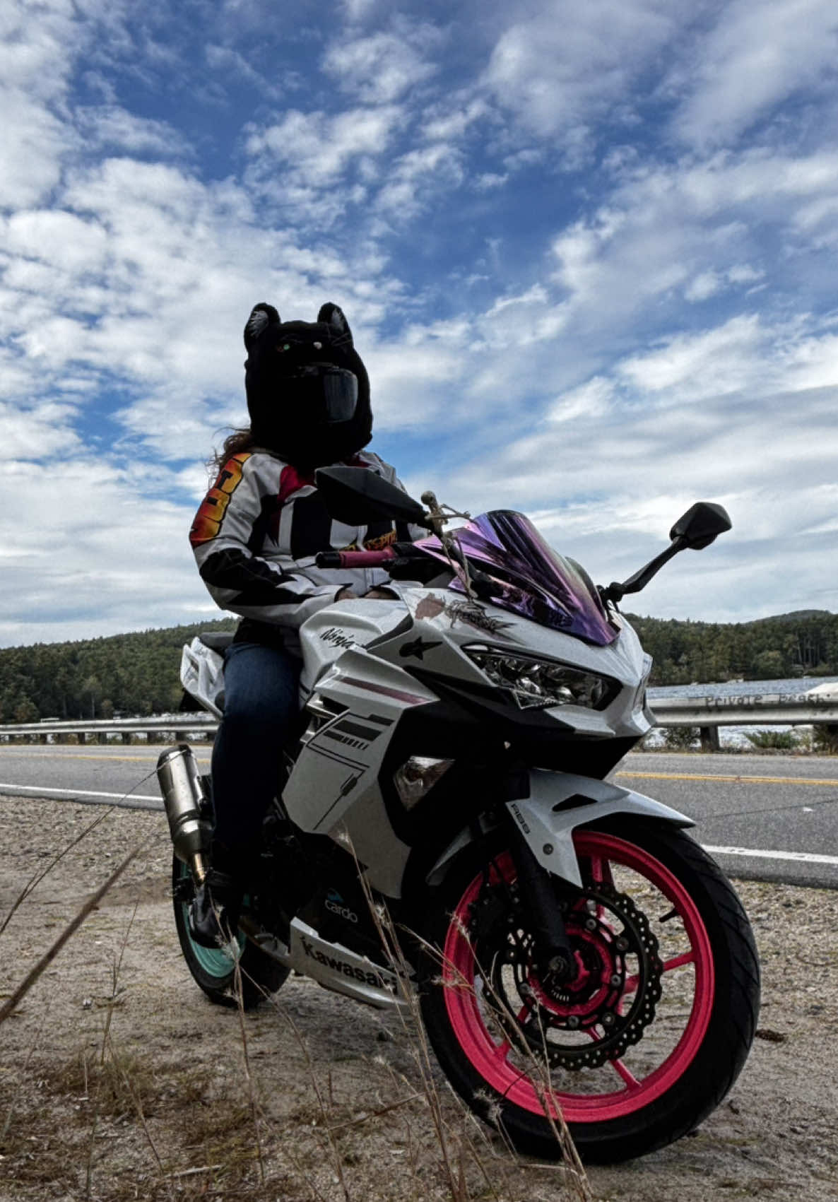 @mrs_moto 🫶🏼🏍️