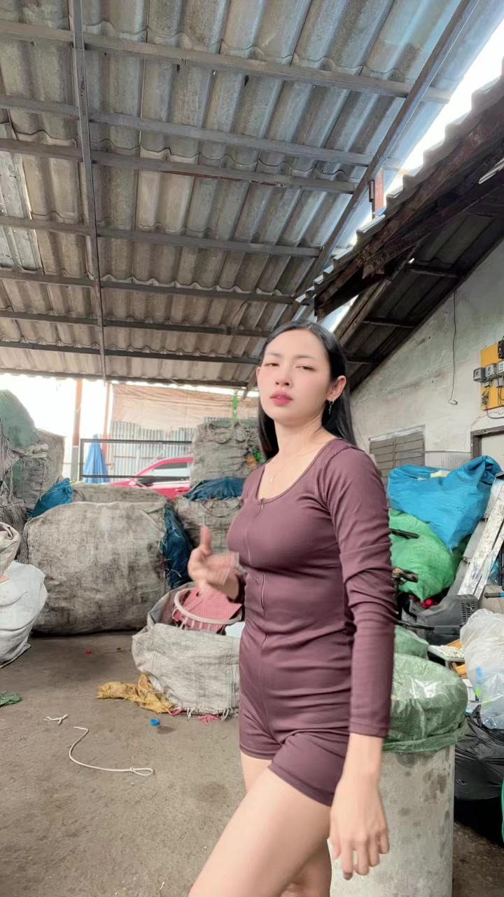 @nong ชื่อน้องค่ะ( 180k )