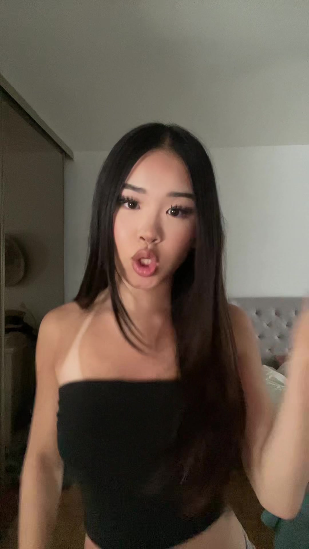@Liv
