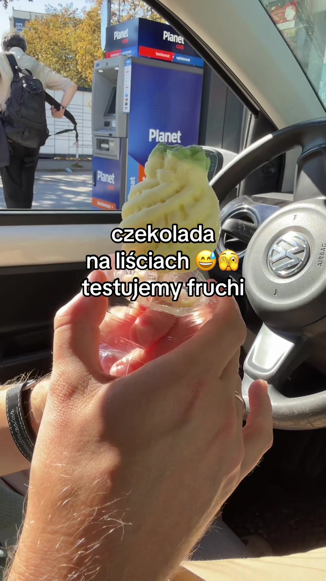 @SzakaLaka