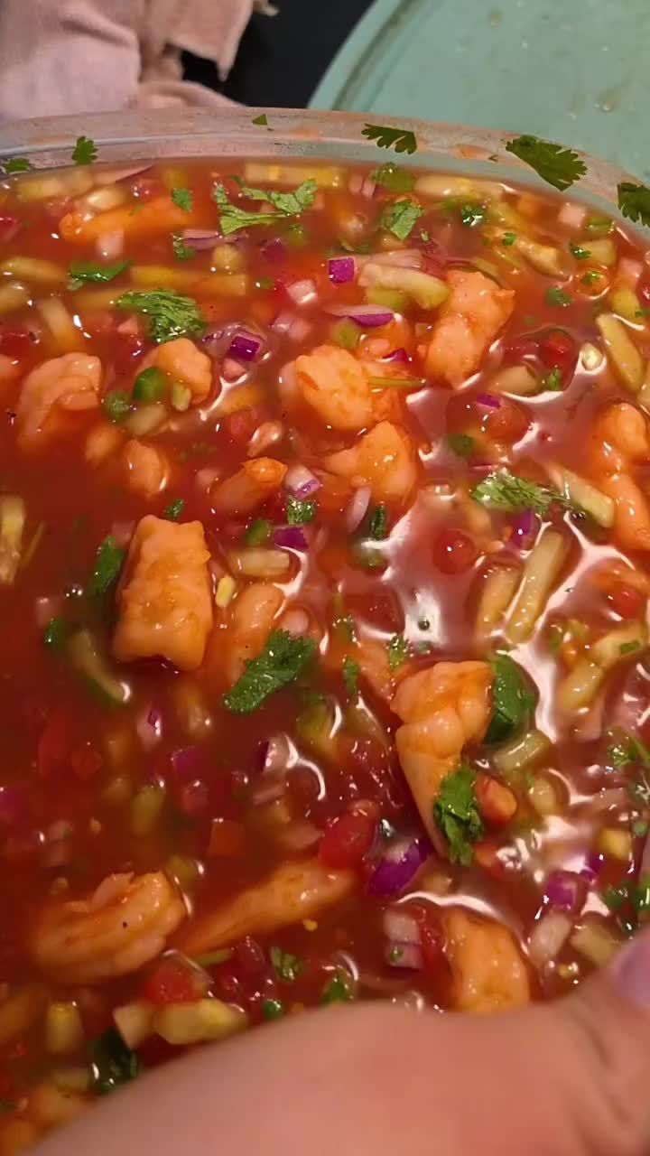 @ItsMeFluffyVee