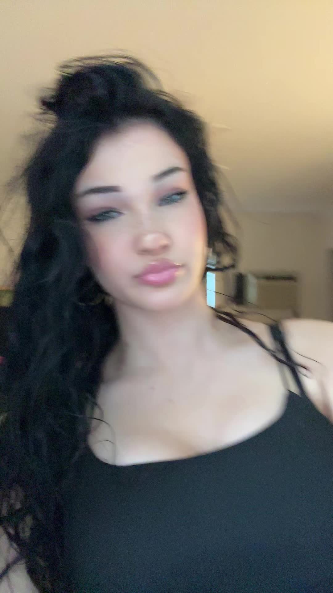 @🤫