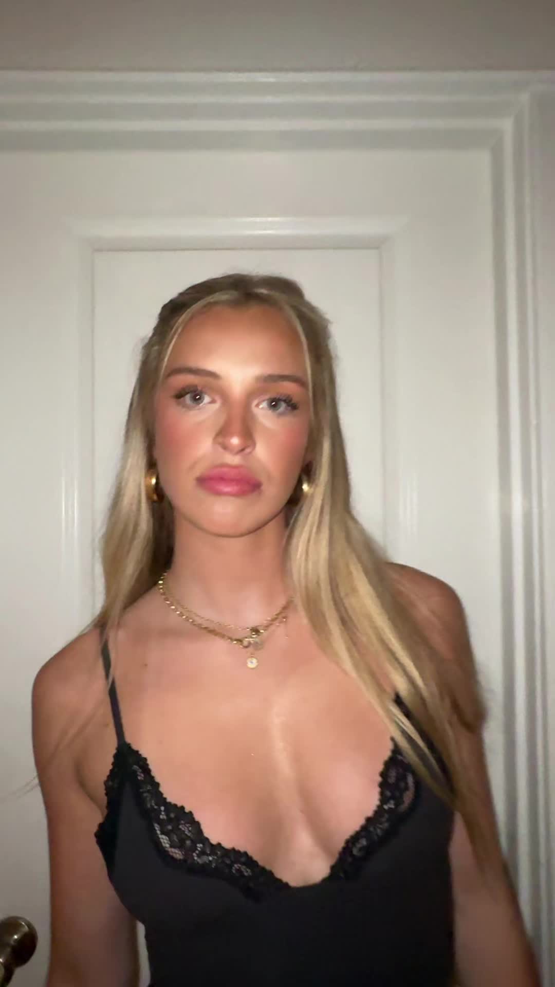 @AVA
