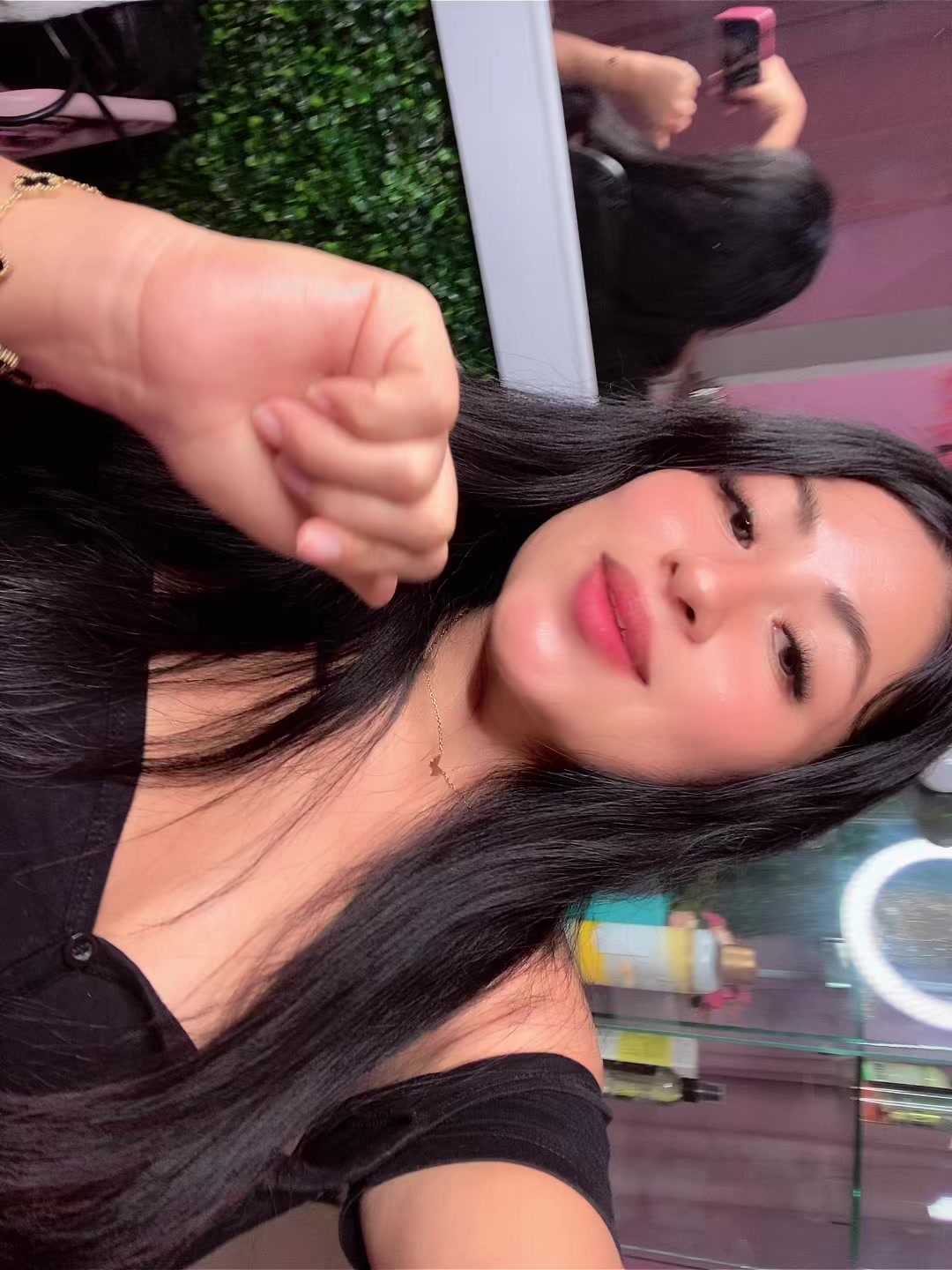 @𝐌𝐢𝐜𝐡𝐞𝐥𝐥𝐞 ٩(◕‿◕｡)۶