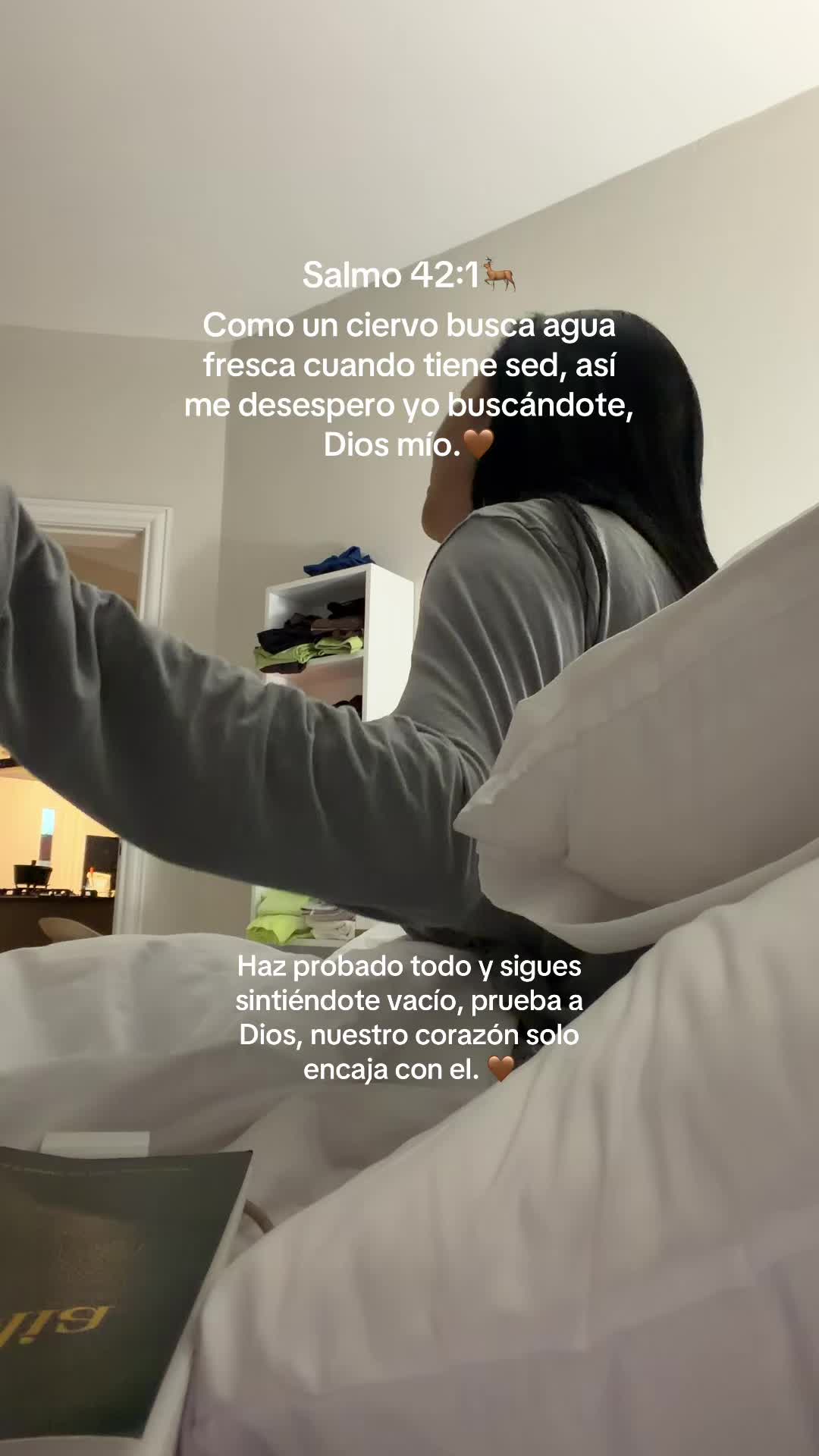 @Chantal Medina