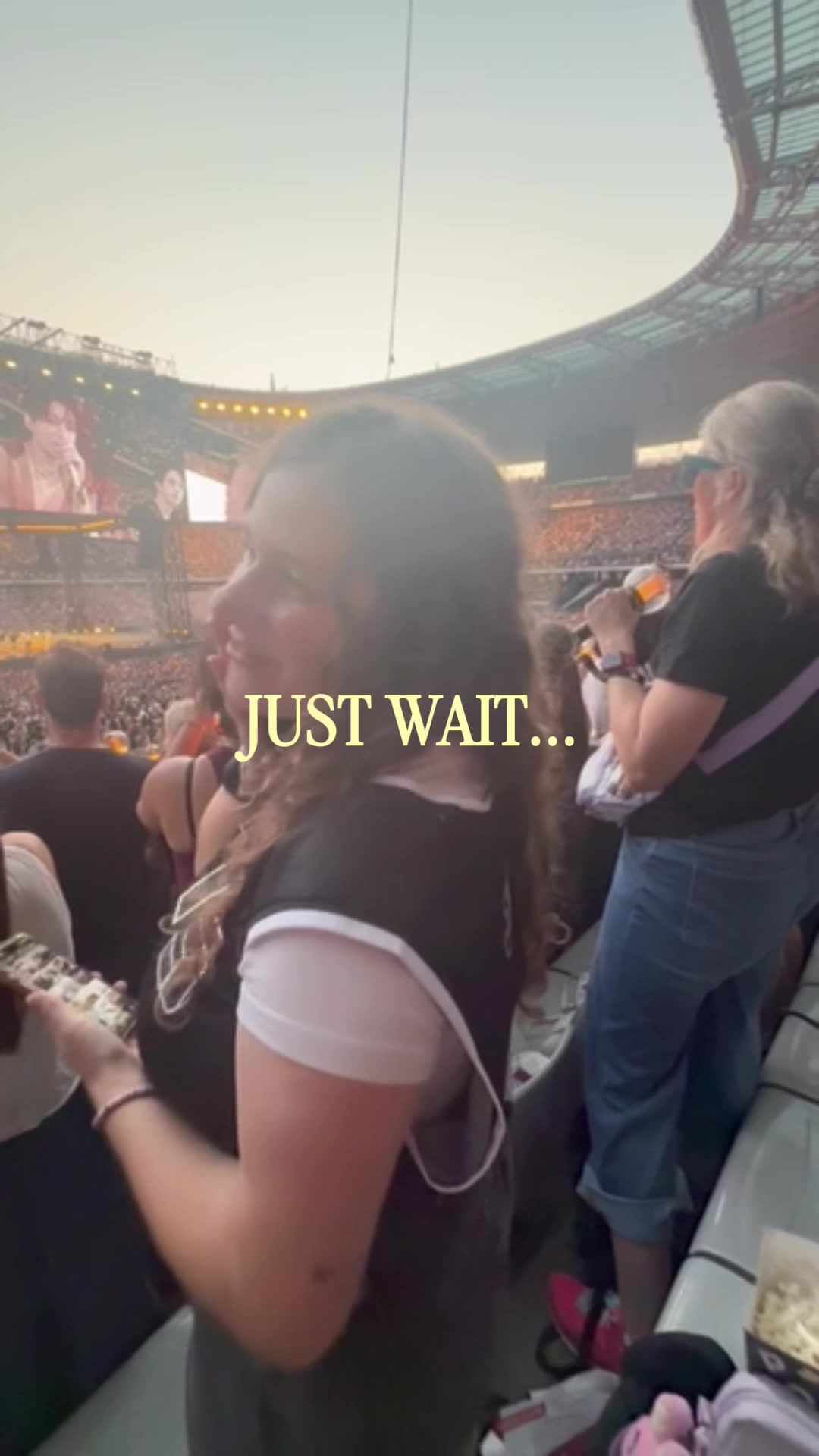 @Stella&ensp;🦩