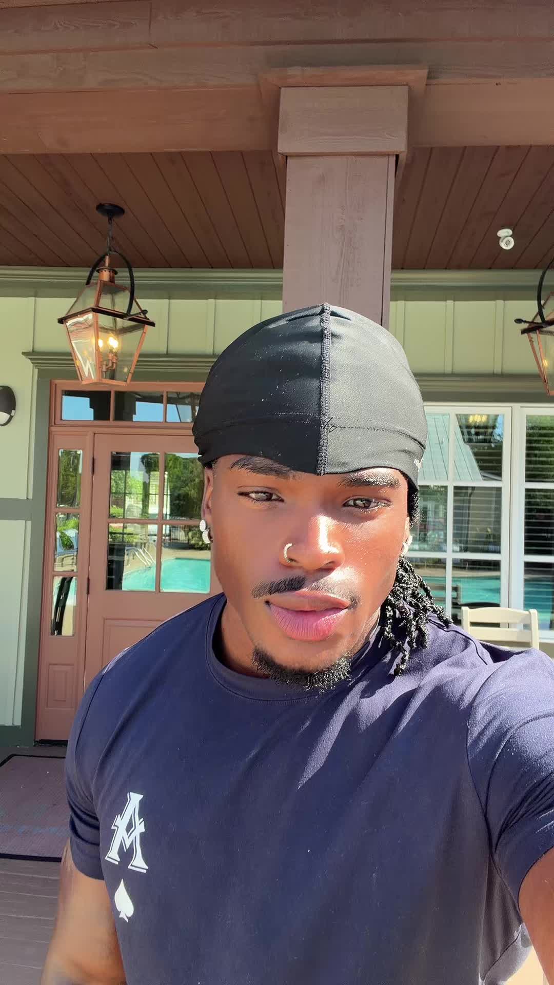 @FamousBoyD