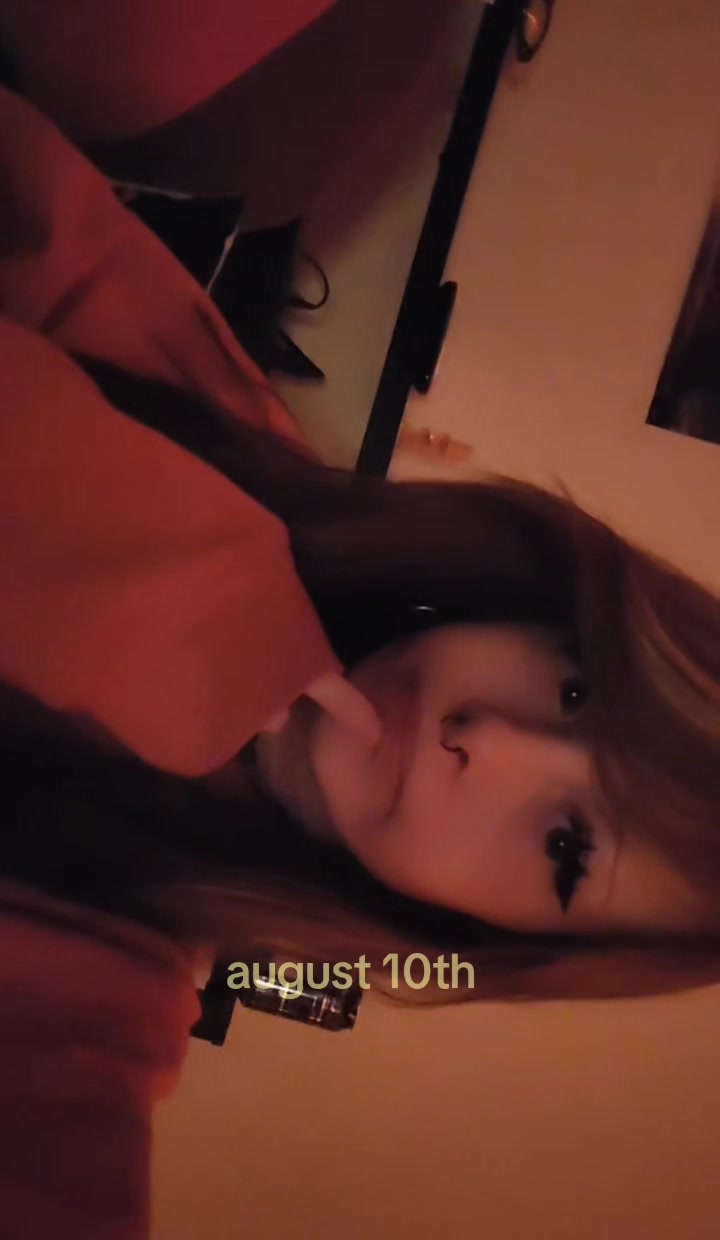 @𝒎𝒊𝒐 ☆
