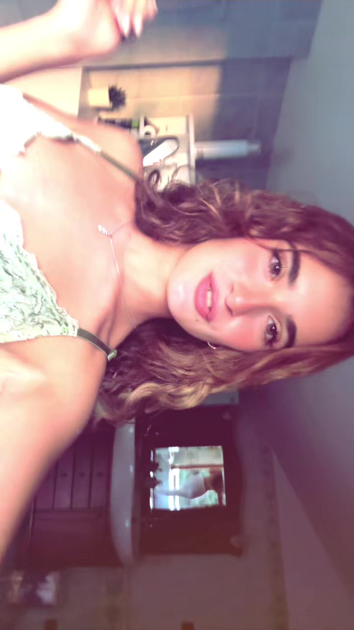 @Morena