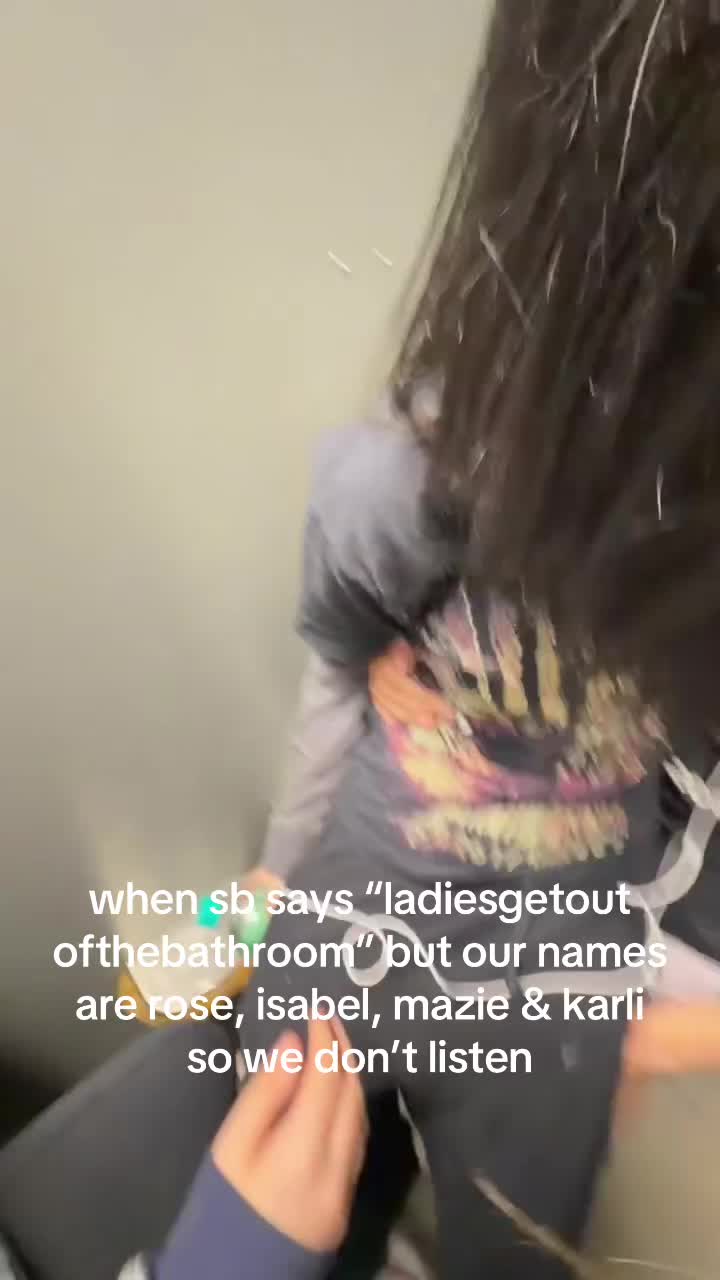 @⃟