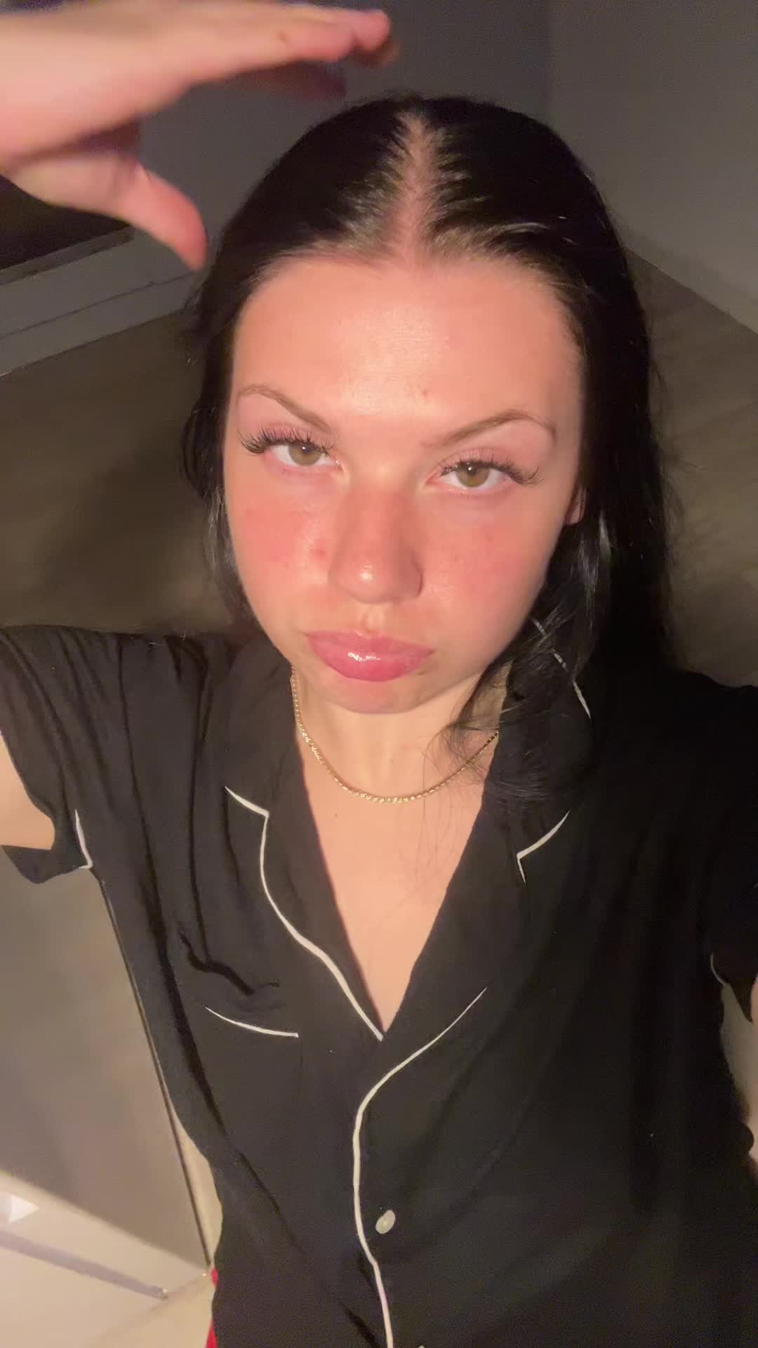 @meg.mackk