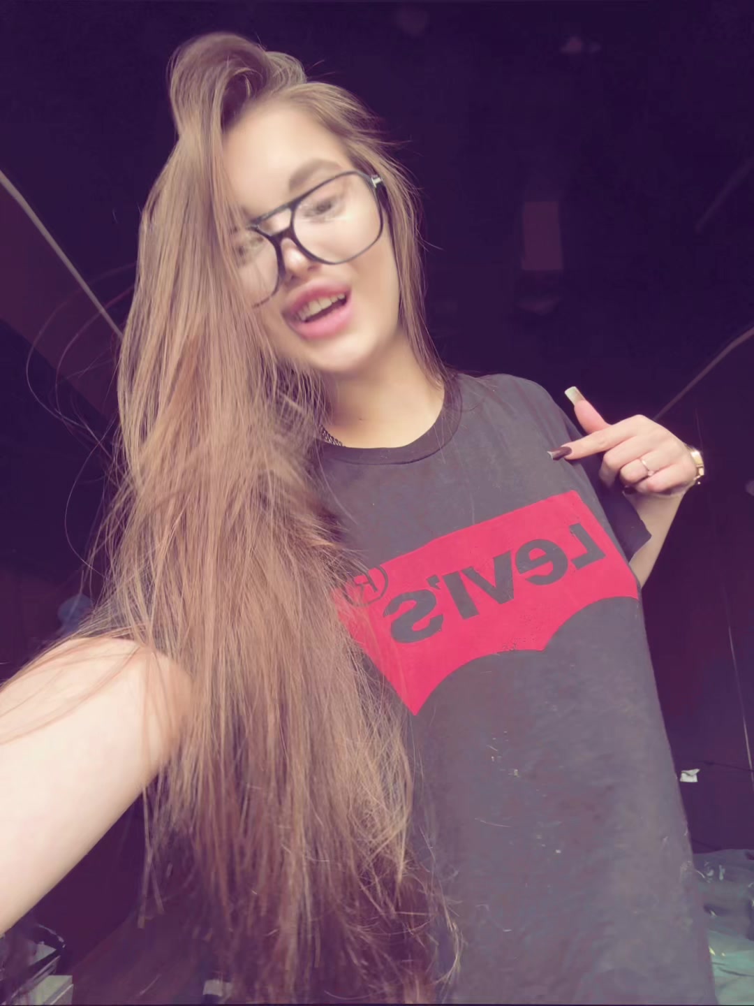 @20dyra