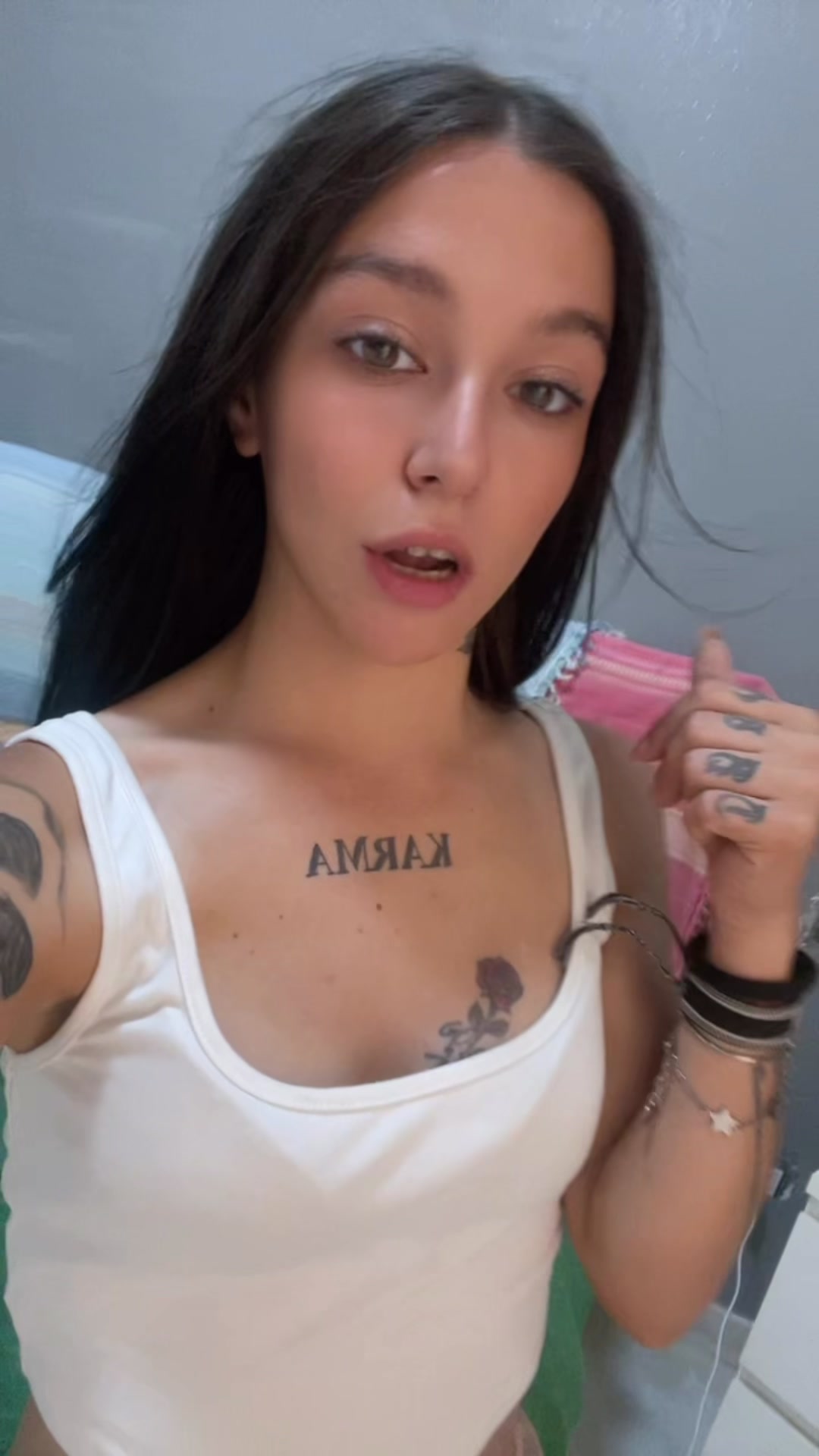 @Mary🐺🌹