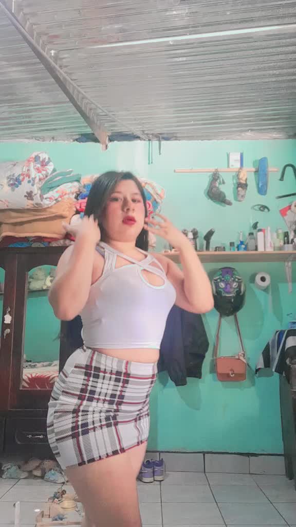 @Jess 🦋🌹