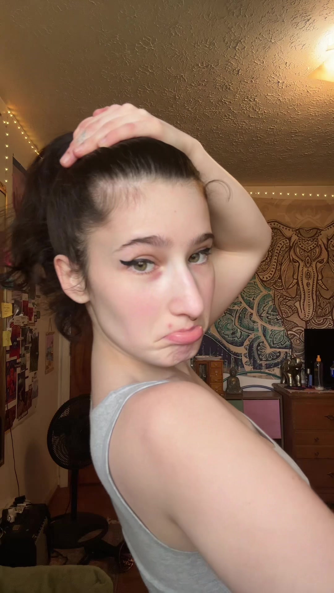 @seeeachother_
