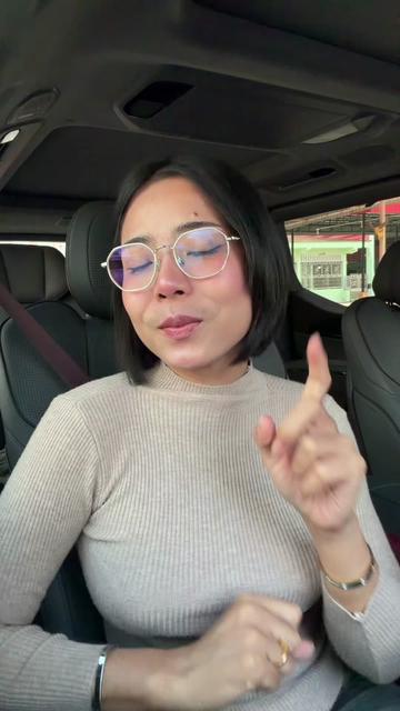 @ขนิษฐา