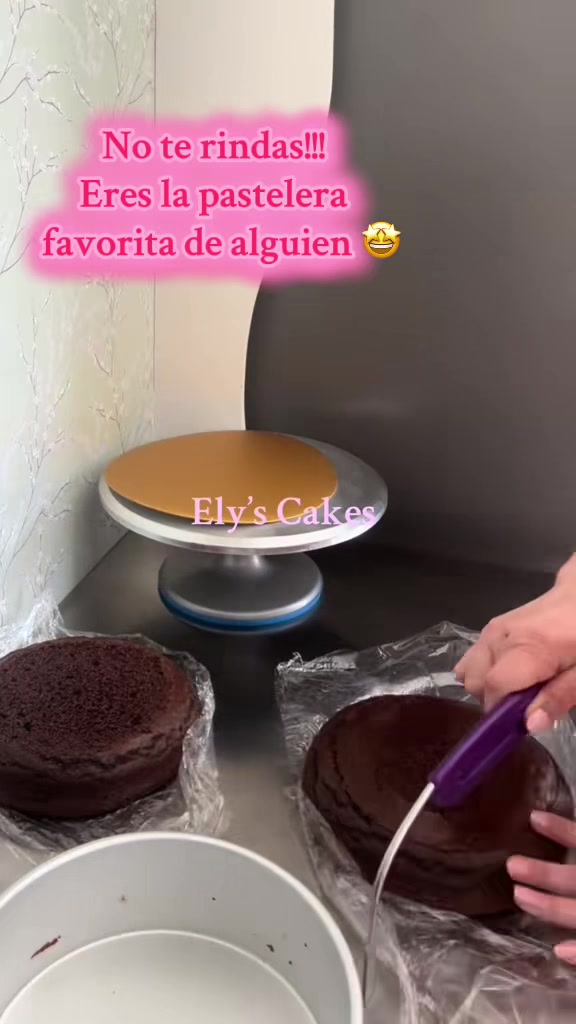 @elyscakes23