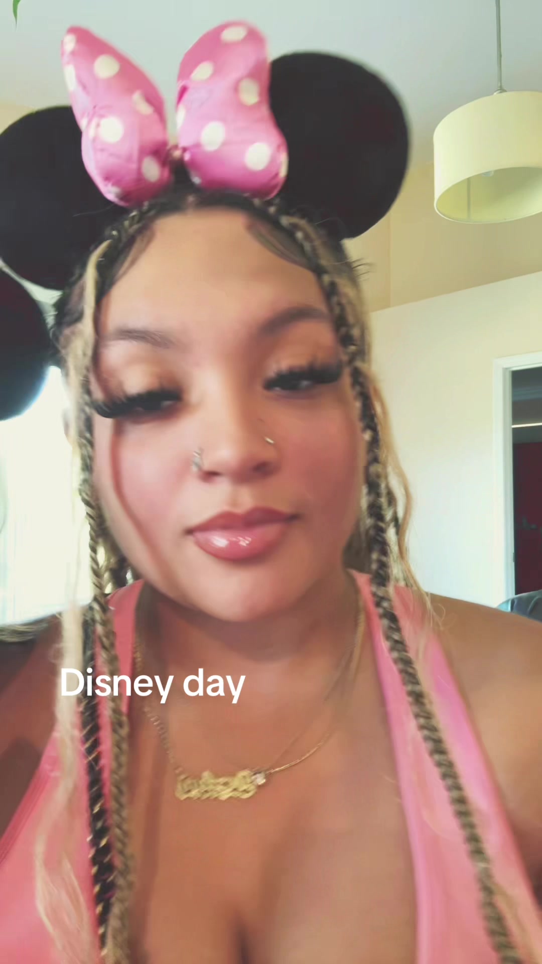 @Dezlyn