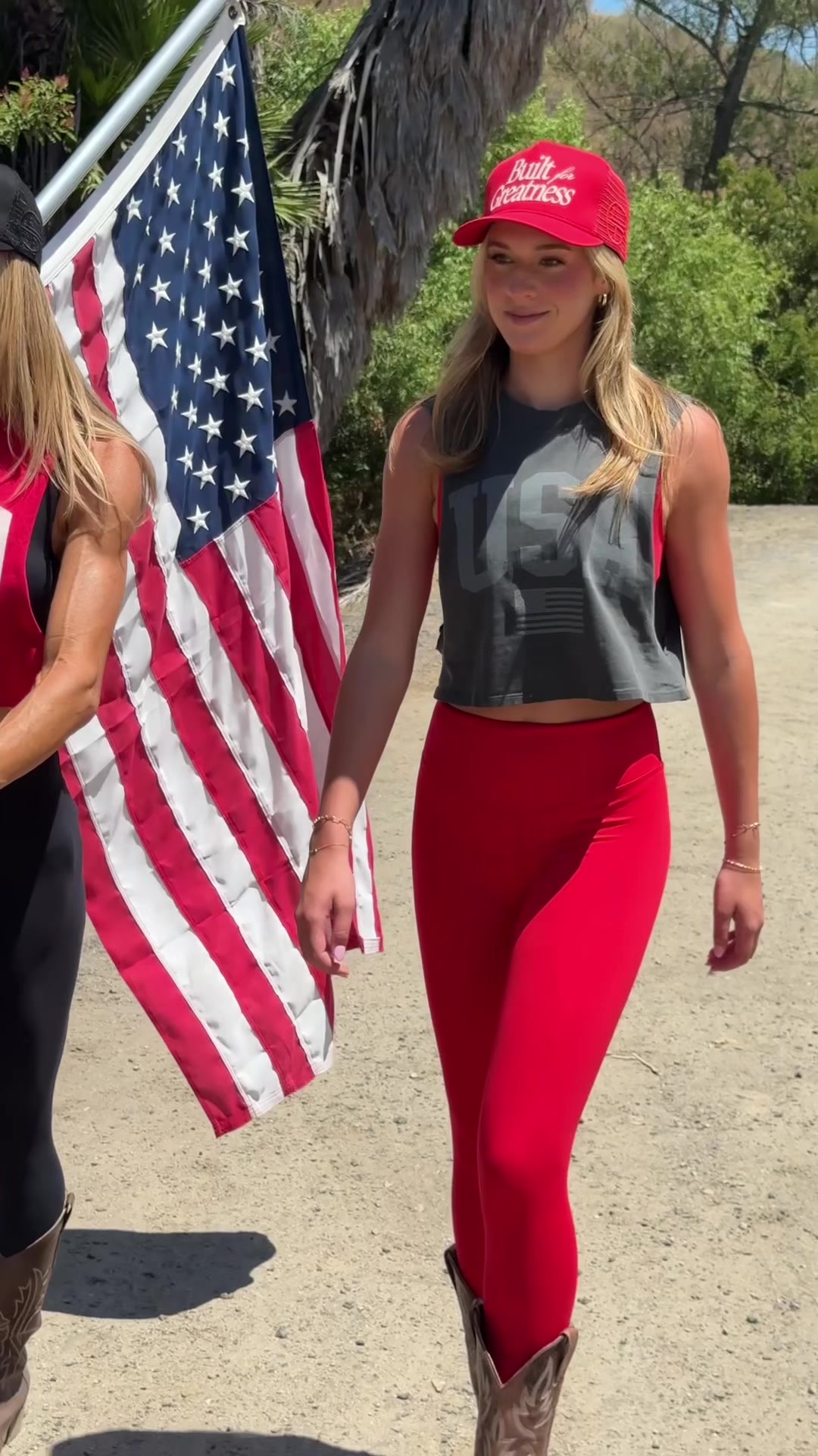 @laratrumpcollection