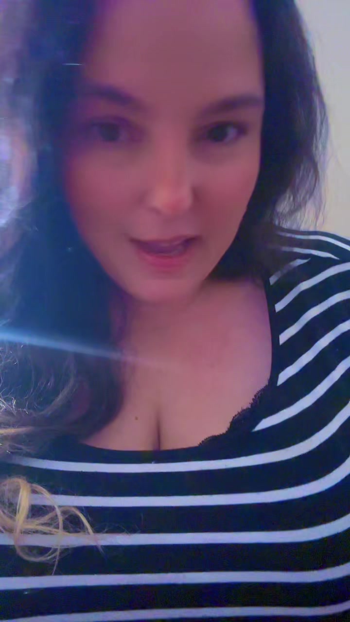 @SmokingDawn420 🔥💨🥴