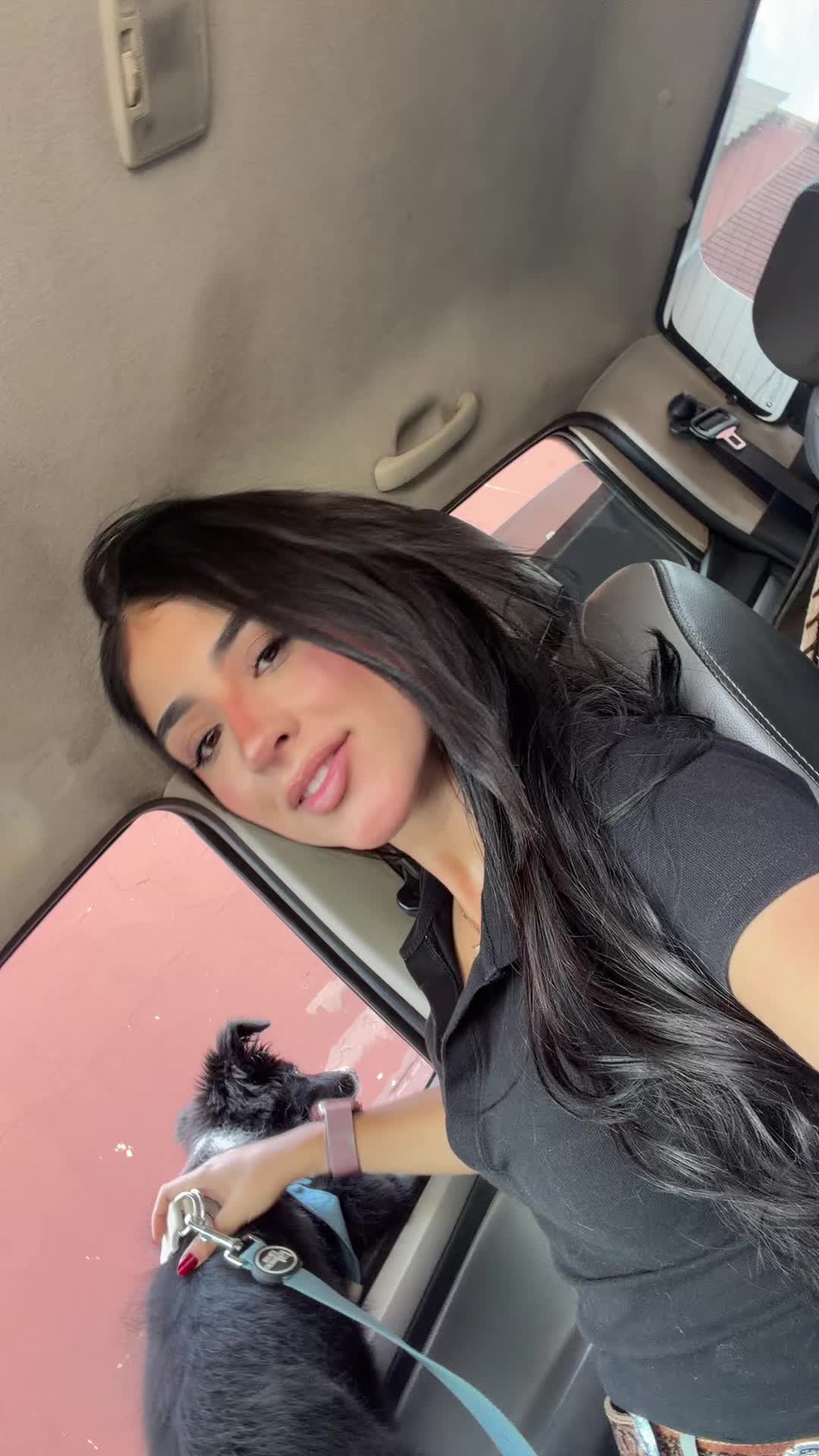 @beaqueiroz