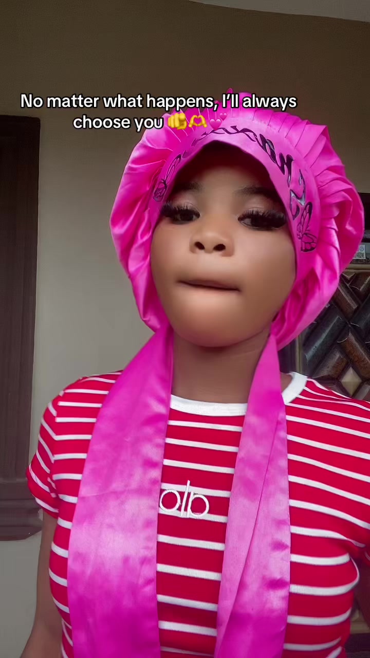 @ADESEWA🫢💕