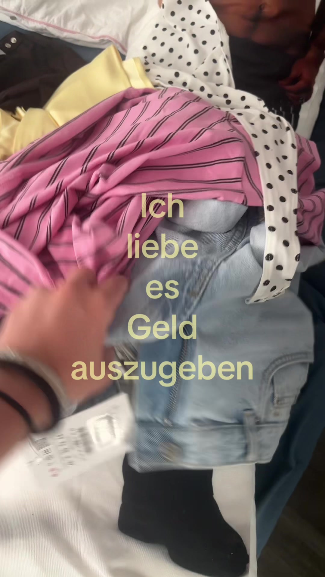 @𝐈𝐒