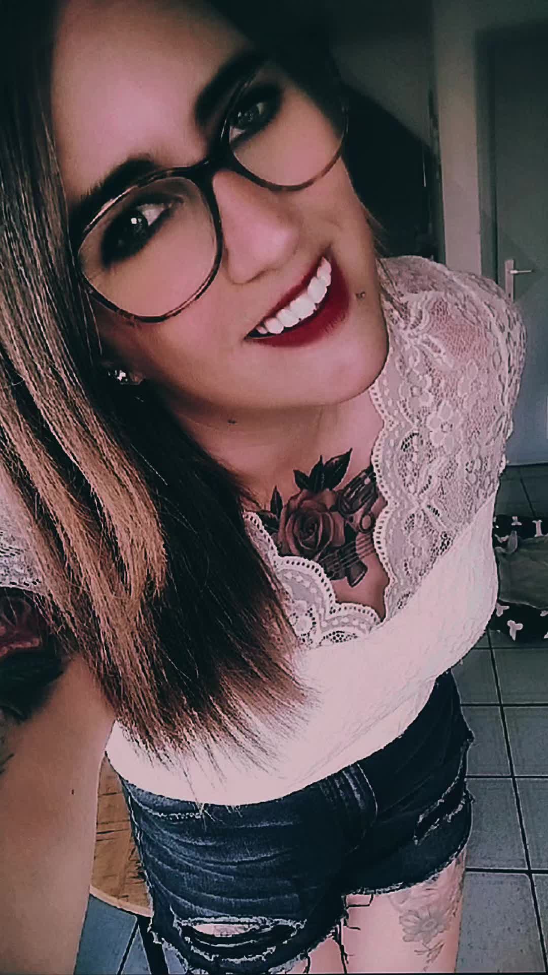 @🎀ɐuɐɾ̣ʇɐꓕ_bleeegh🤘🏻🎀