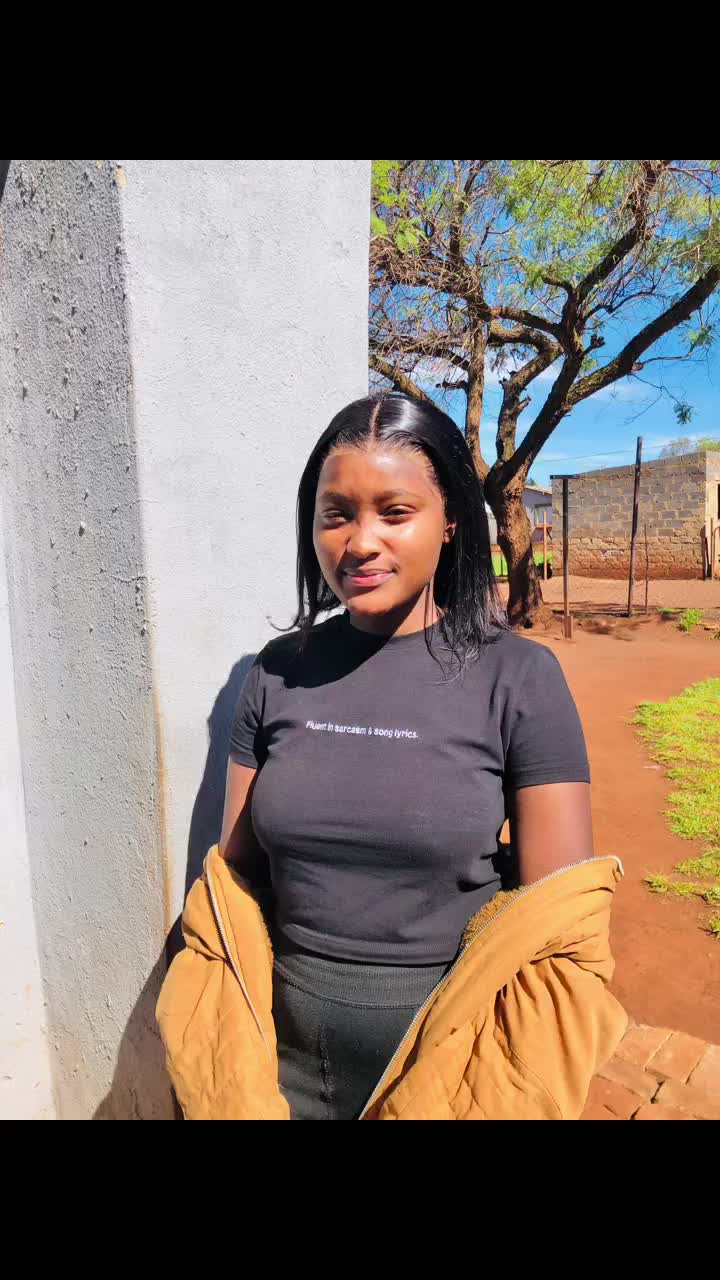 @MphoMokoena