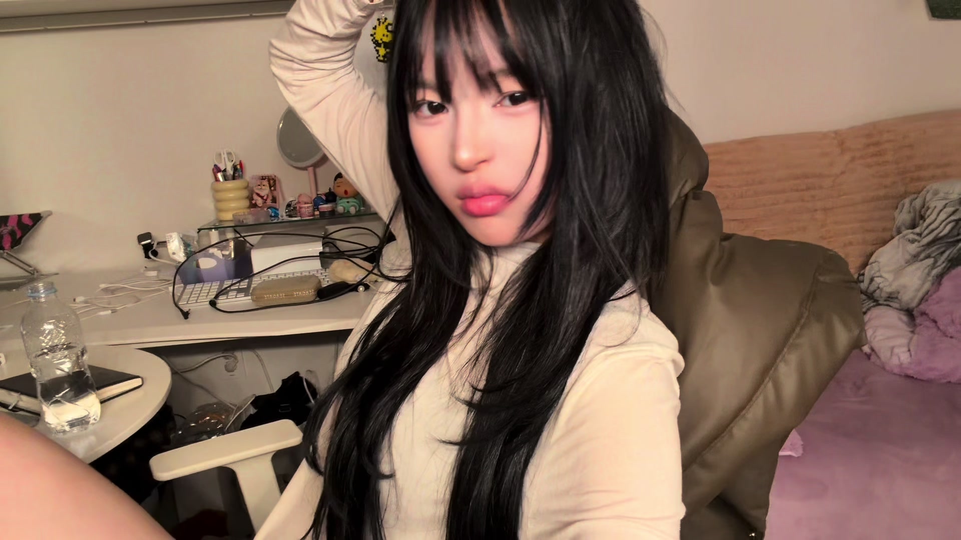 @정윤경