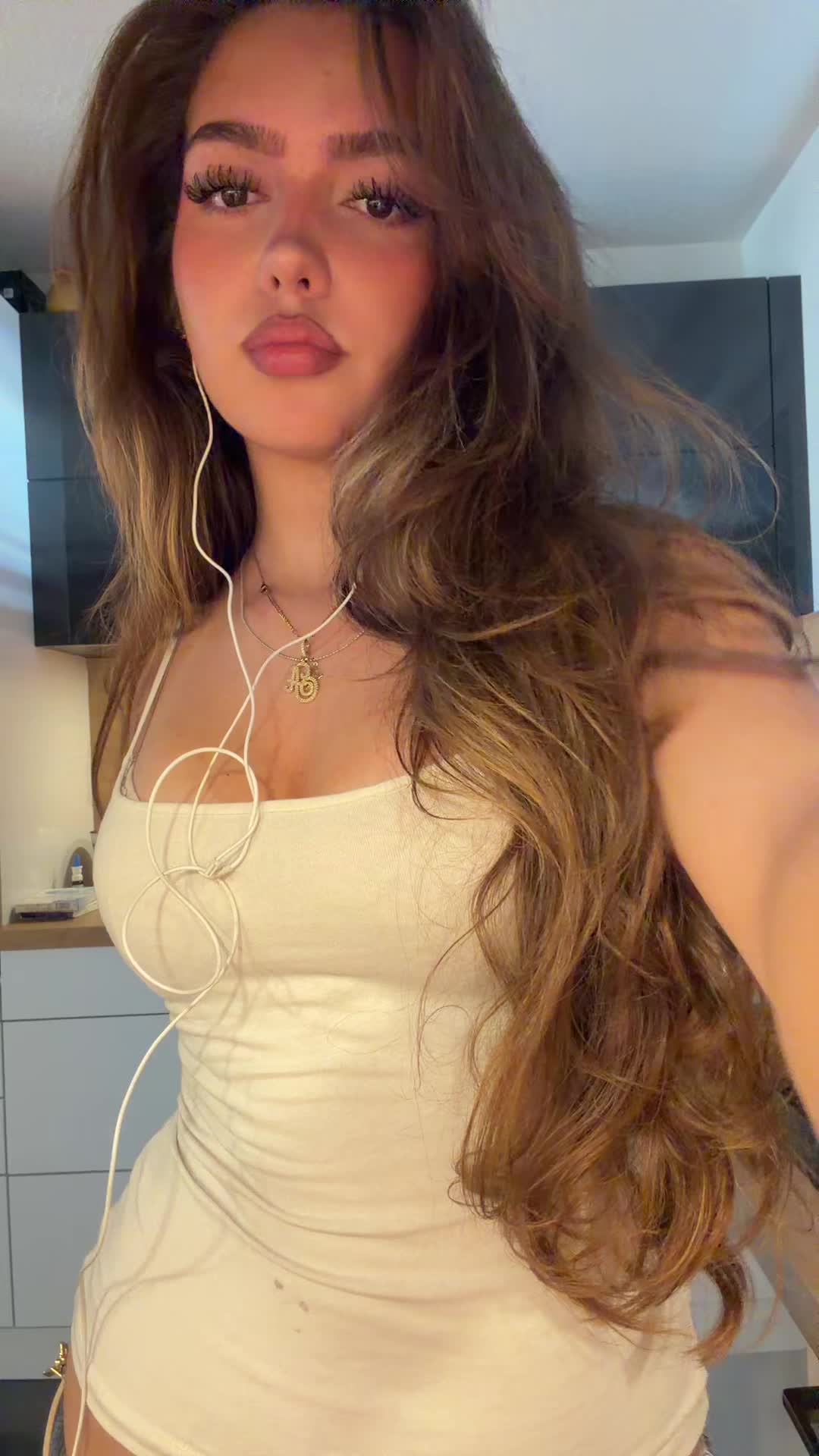 @adelinaballerina