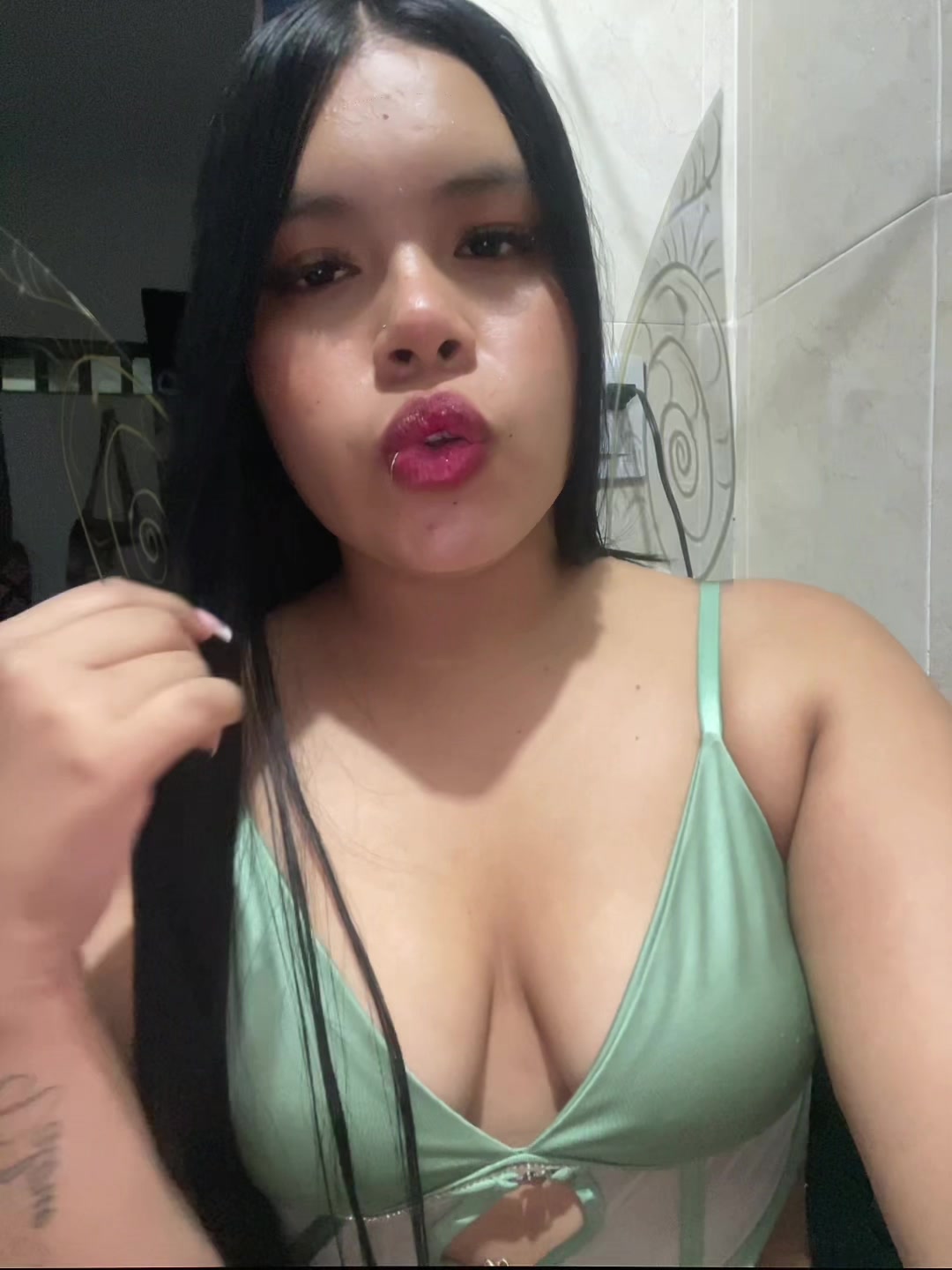 @💋𝓢𝓸𝓯𝓲👩🏽