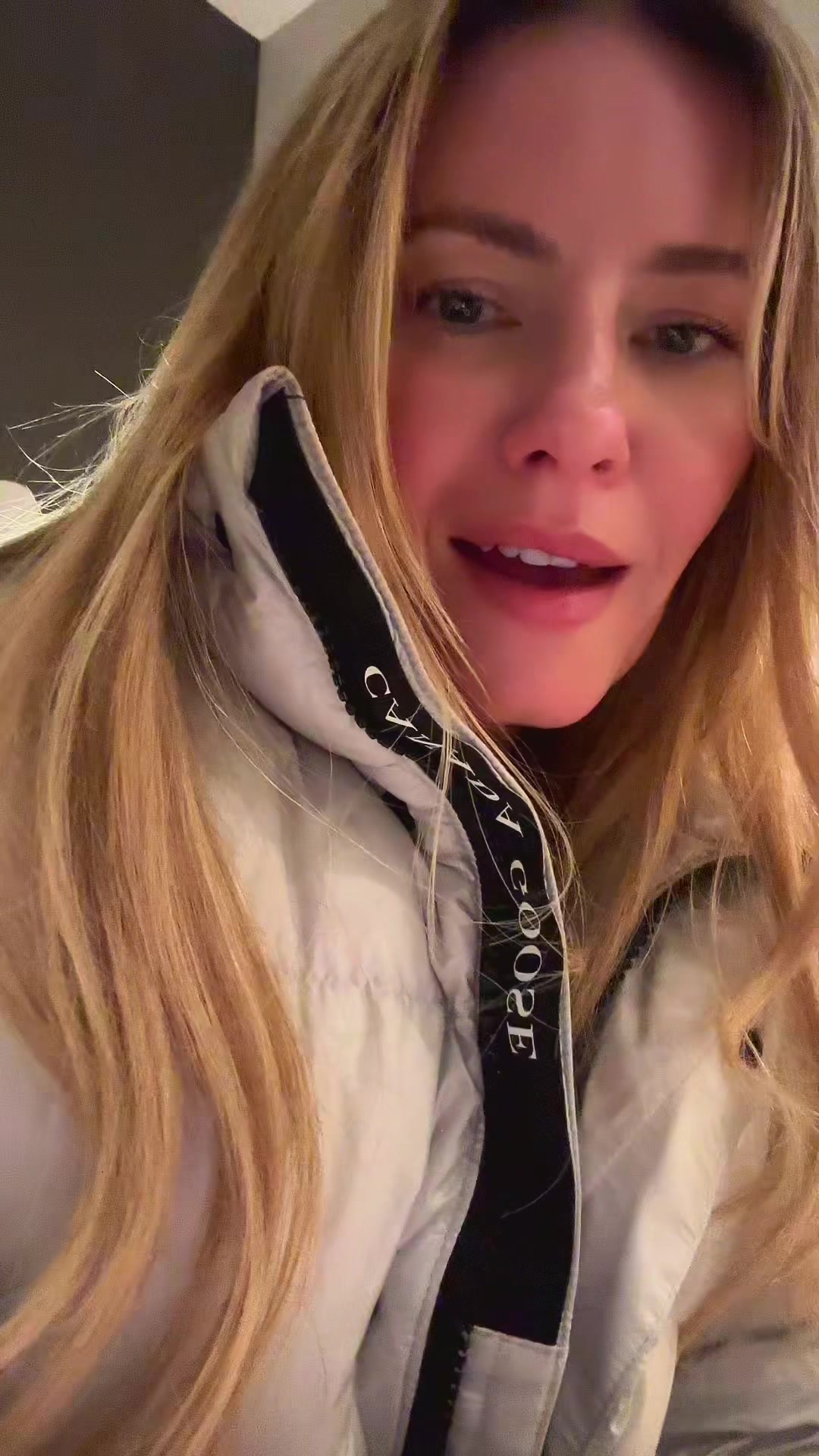 @Elisha Cuthbert